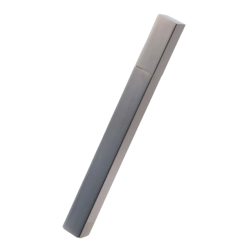 Queue Metal Black Lighter